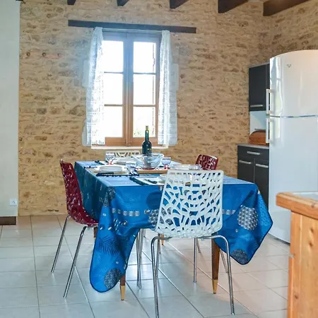 펜션 1 Bedroom Lovely In St Chamassy *